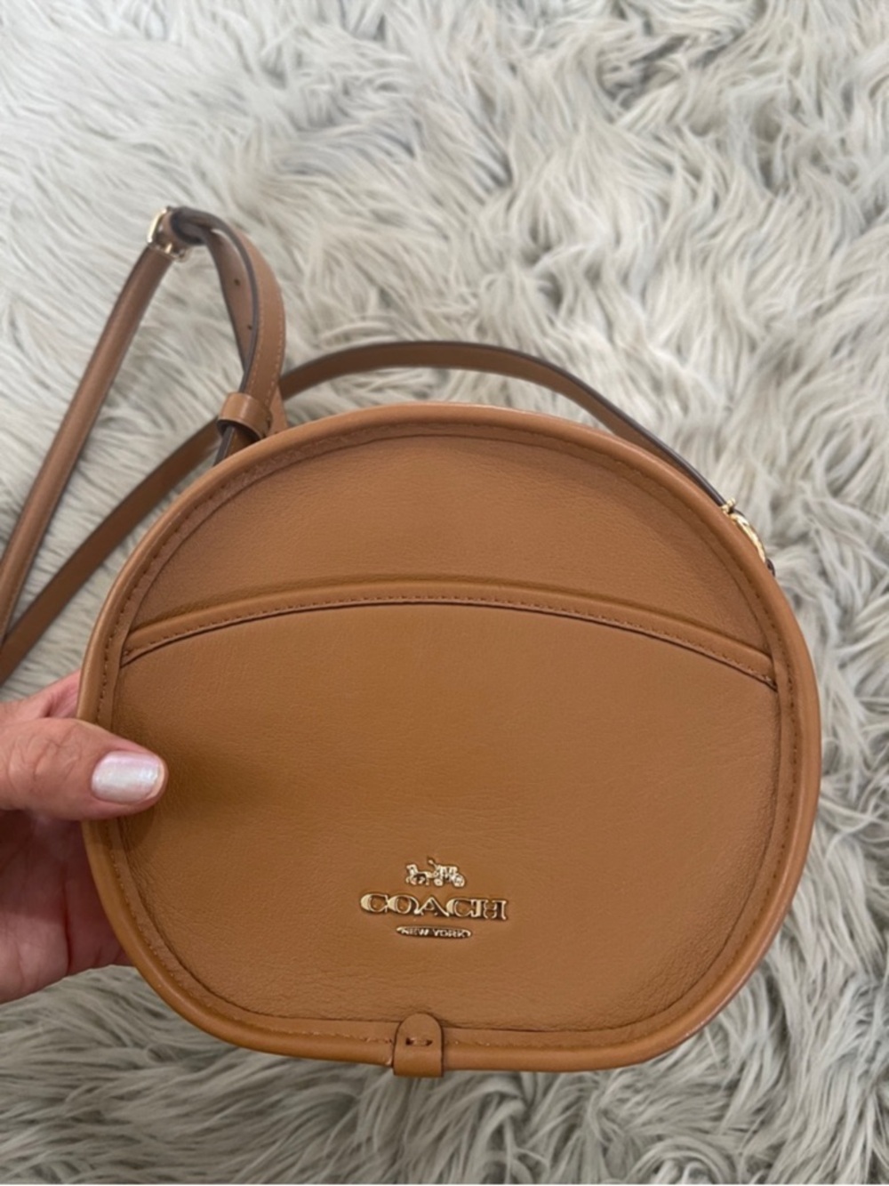 Coach Leather Canteen crossbody in Tan - Picture 3 of 7